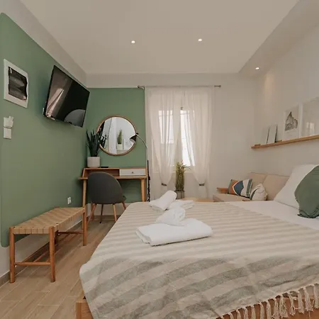 Retro Corfiot Mini At Old Town! Corfu (city)